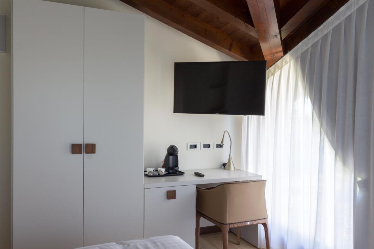 Crystal Luxury House Hotel Fiume Veneto Exterior photo