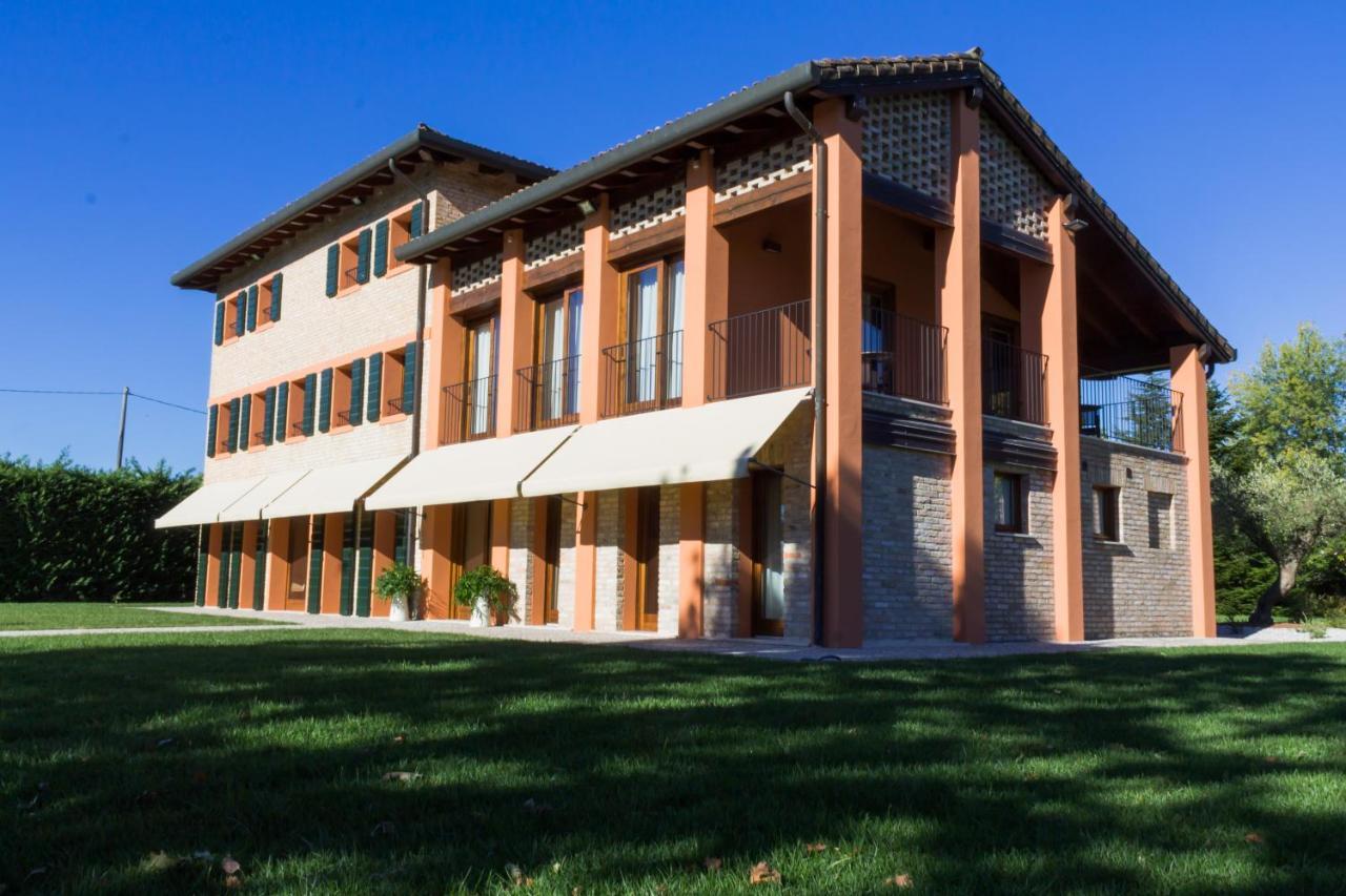 Crystal Luxury House Hotel Fiume Veneto Exterior photo